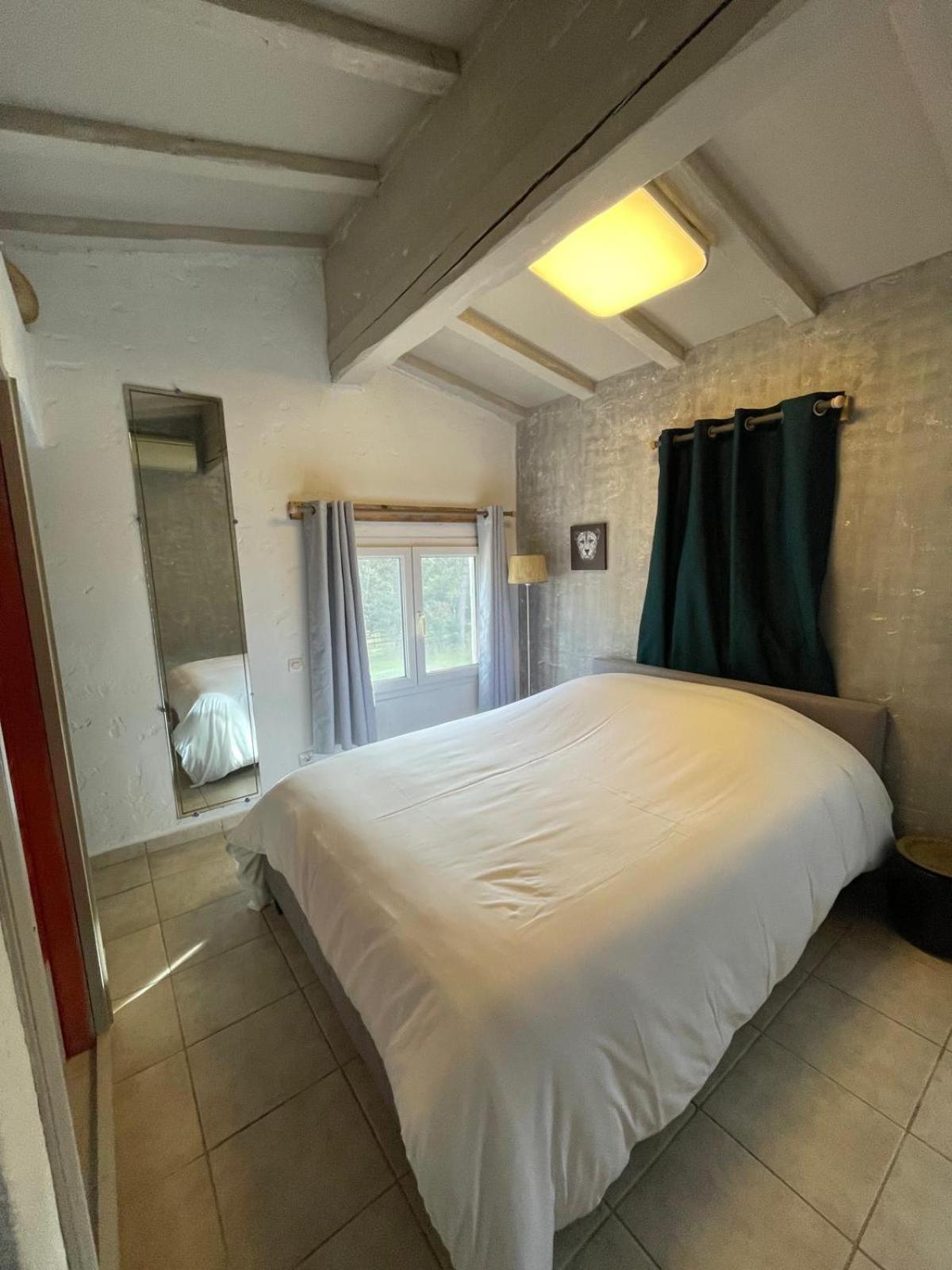 Residence Gabrielle Le Cannet Des Maures Esterno foto